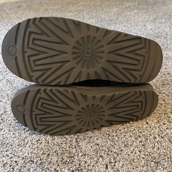 UGG Sweater Boots, EUC, Mushroom Brown, Size 7 - Picture 5 of 8